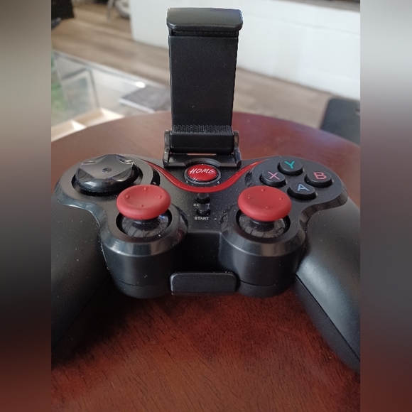 Controller for Gaming - Phone Holder Clamp Mount Stand for Wireless Playstation - Picture 8 of 8